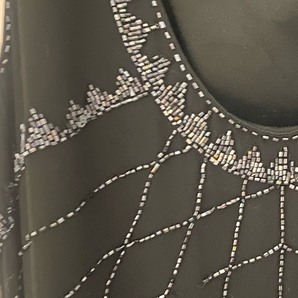 Le Chateau Beautiful 1920s style dress - Picture 3 of 3